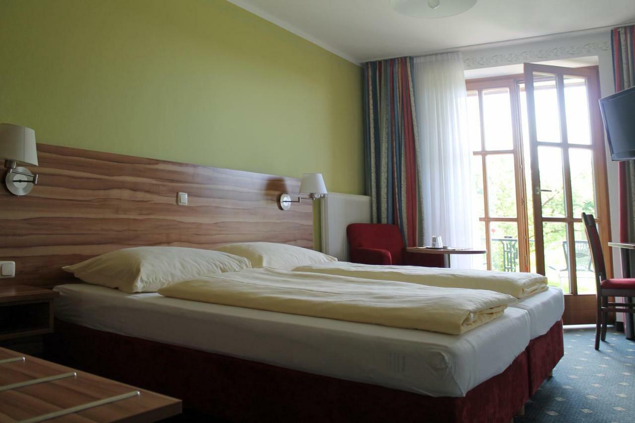 Ferienhotel Herzog Neumarkt am Wallersee Esterno foto