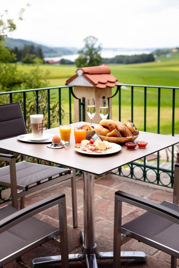 Ferienhotel Herzog Neumarkt am Wallersee Esterno foto